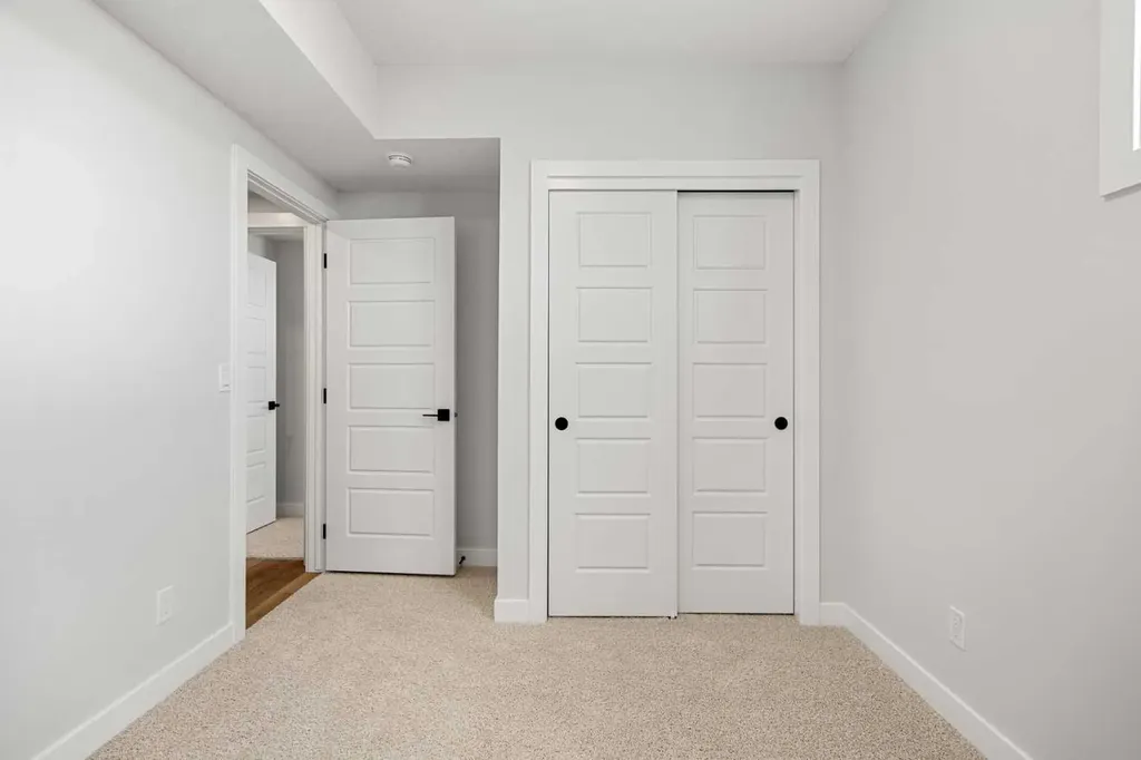 192 Belmont Place SW Calgary AB T2X 6E5