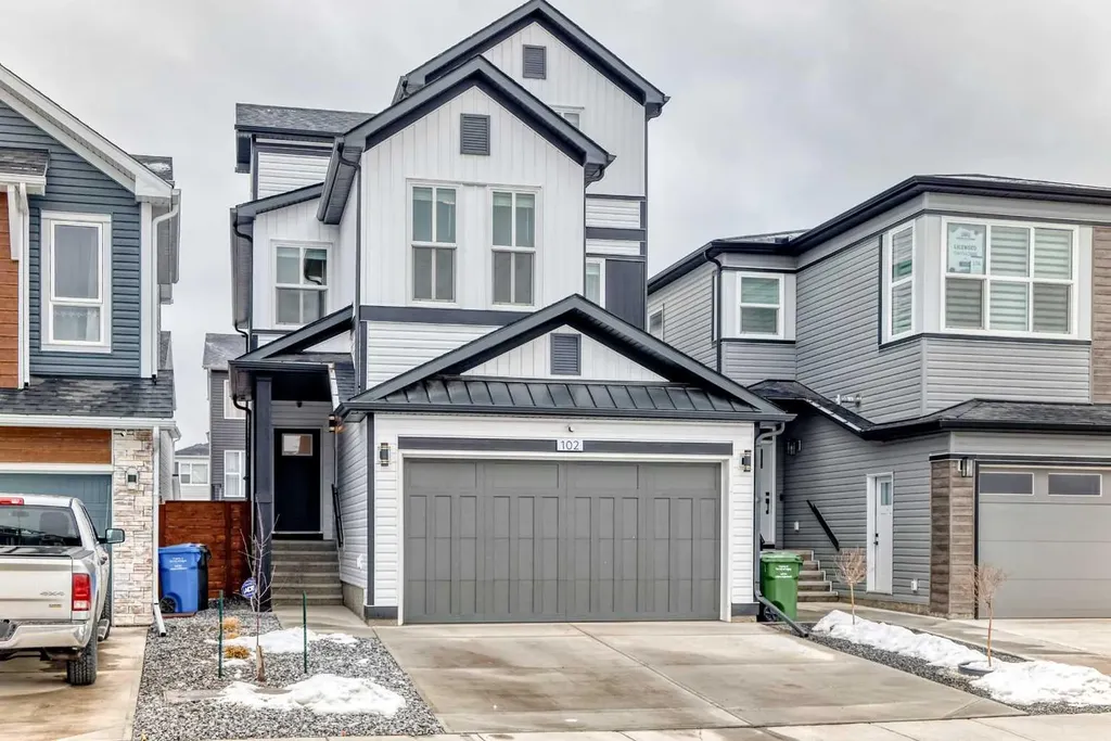 102 Setonstone Manor SE Calgary AB T3M 3G4