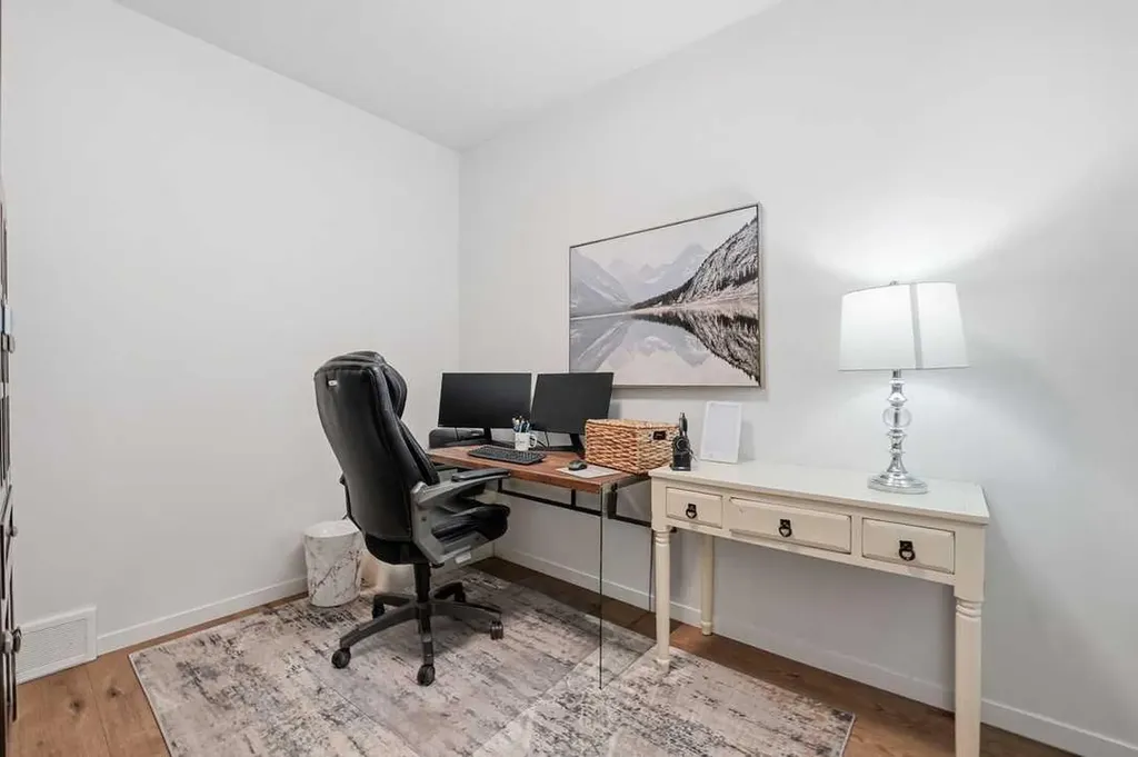 102 Setonstone Manor SE Calgary AB T3M 3G4