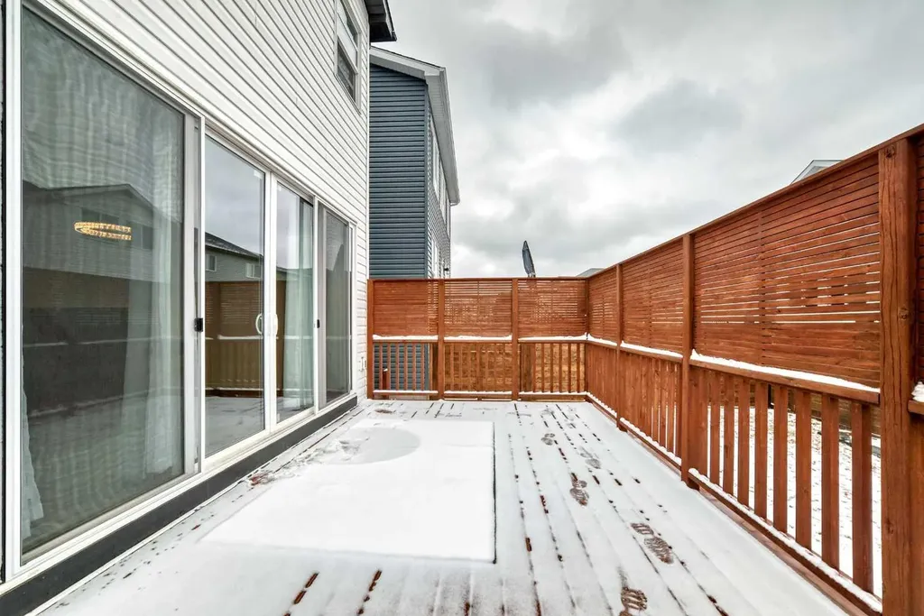 102 Setonstone Manor SE Calgary AB T3M 3G4