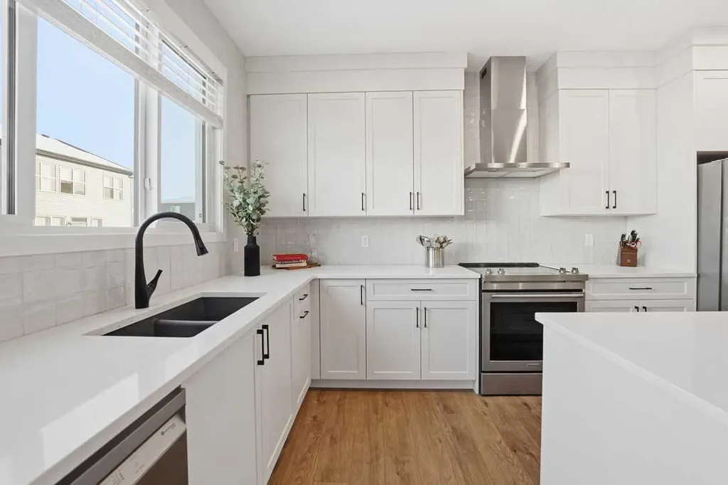 102 Setonstone Manor SE Calgary AB T3M 3G4