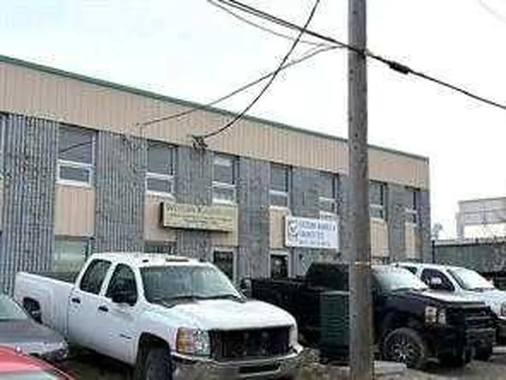 4616 6a Street NE Calgary AB T2E 4B5
