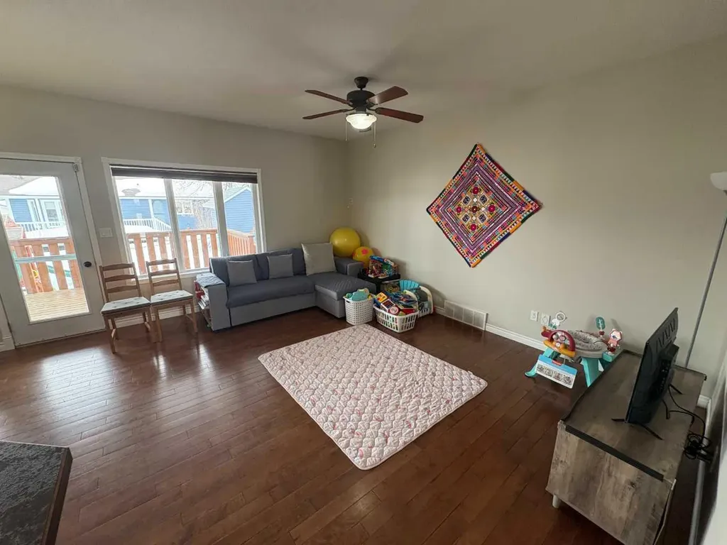 9117 134 Avenue Peace River AB T8S 1X2