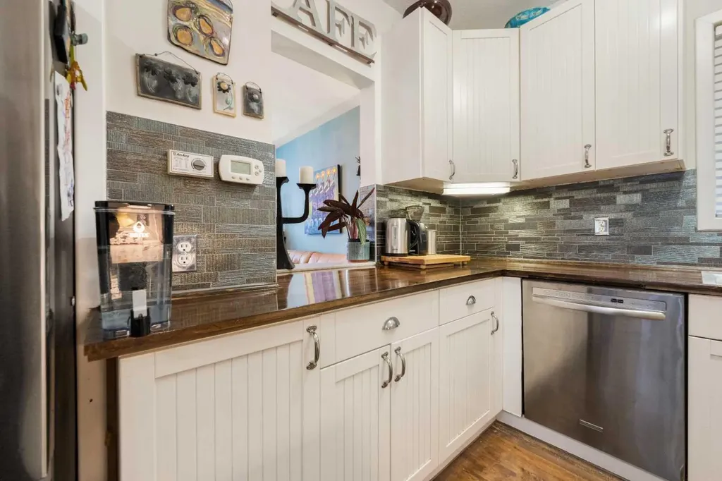 447 Marsh Road NE Calgary AB T2E 5B2