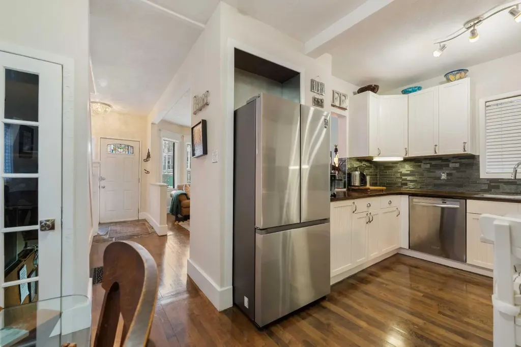 447 Marsh Road NE Calgary AB T2E 5B2