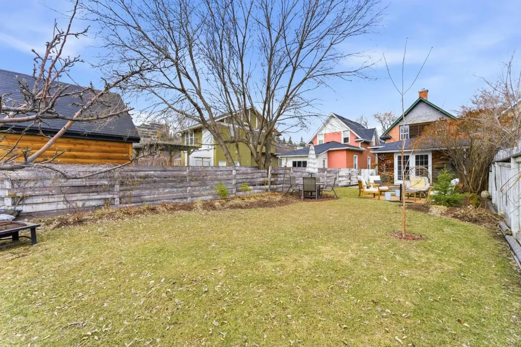 447 Marsh Road NE Calgary AB T2E 5B2