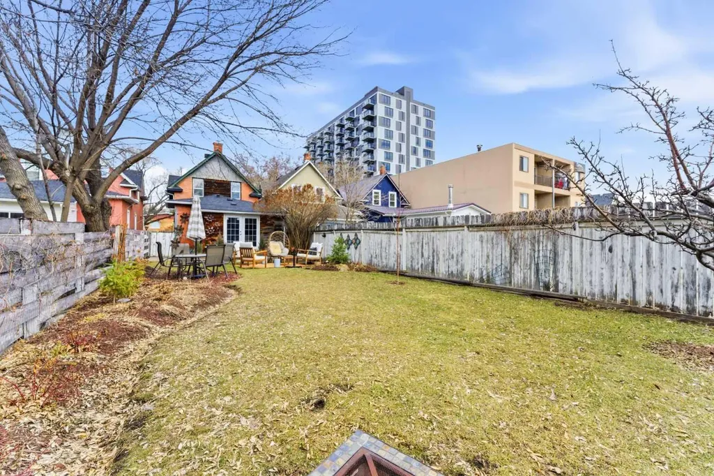 447 Marsh Road NE Calgary AB T2E 5B2