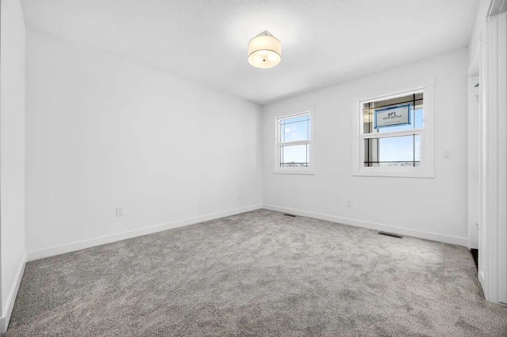 338 Alpine Boulevard SW Calgary AB T2Y 0Y4