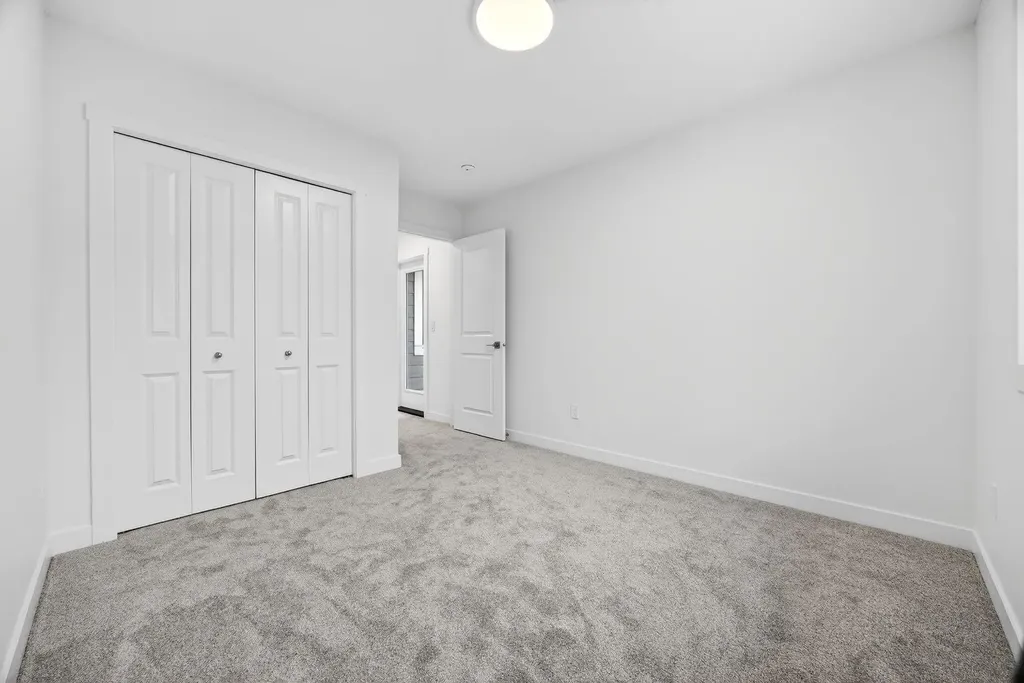338 Alpine Boulevard SW Calgary AB T2Y 0Y4