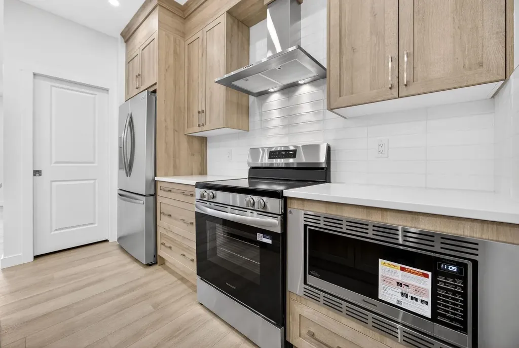 338 Alpine Boulevard SW Calgary AB T2Y 0Y4