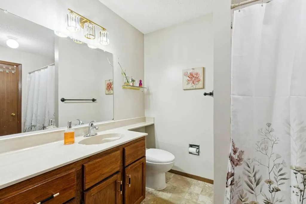 156 Falshire Close NE Calgary AB T3J 3A1