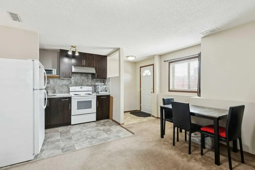 156 Falshire Close NE Calgary AB T3J 3A1