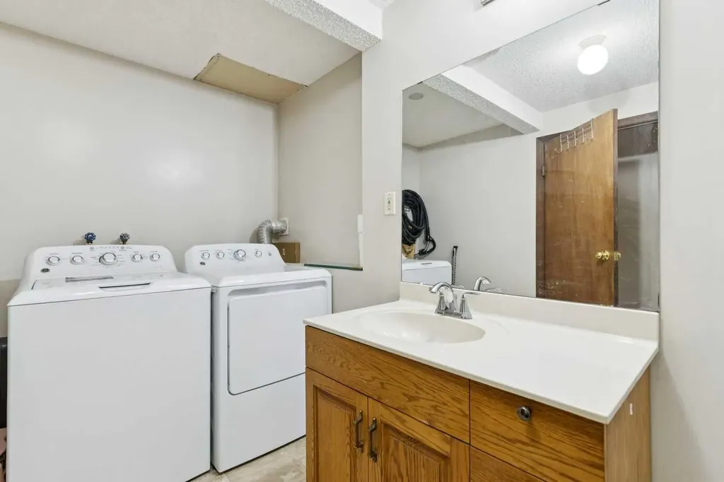 156 Falshire Close NE Calgary AB T3J 3A1