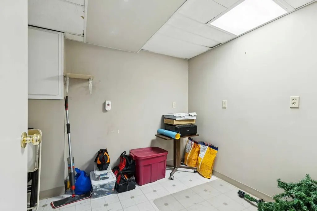 156 Falshire Close NE Calgary AB T3J 3A1
