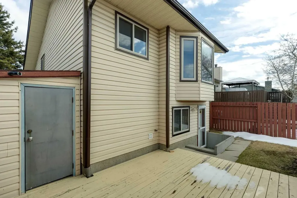 156 Falshire Close NE Calgary AB T3J 3A1