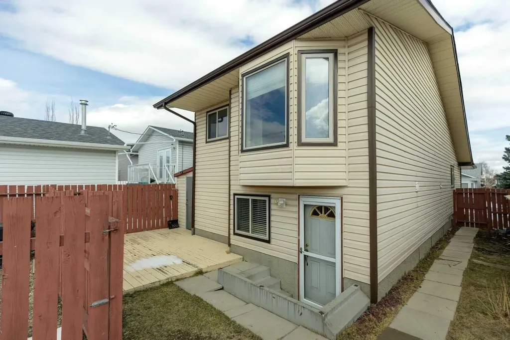 156 Falshire Close NE Calgary AB T3J 3A1