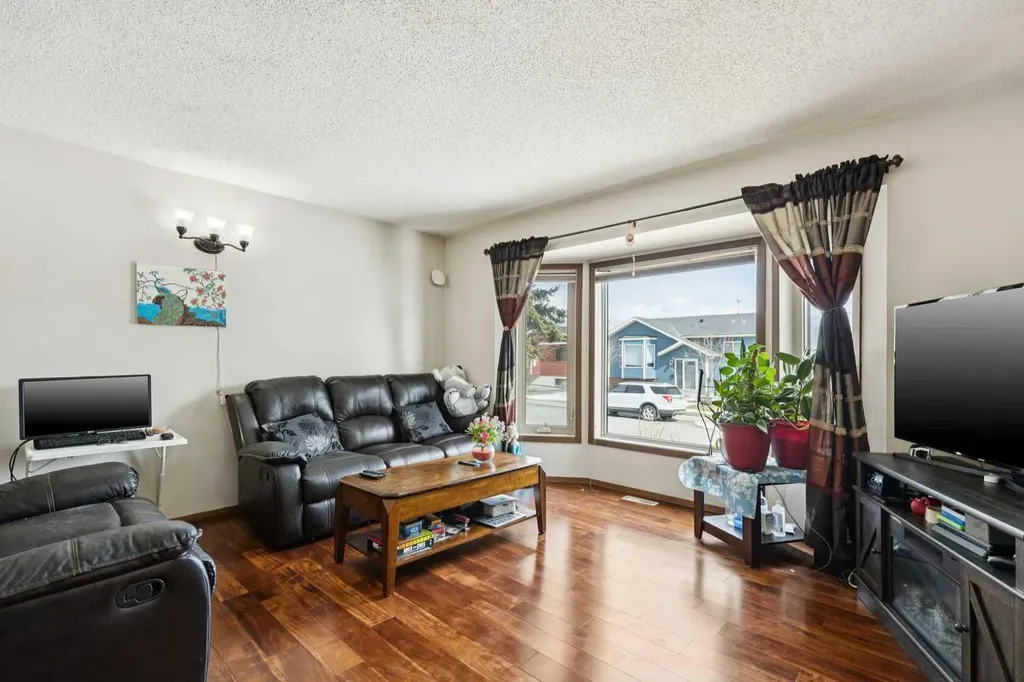 156 Falshire Close NE Calgary AB T3J 3A1