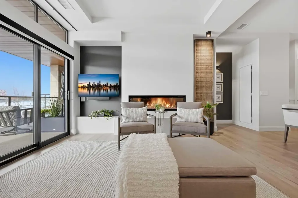 835 78 Street SW Calgary AB T3H 6H6