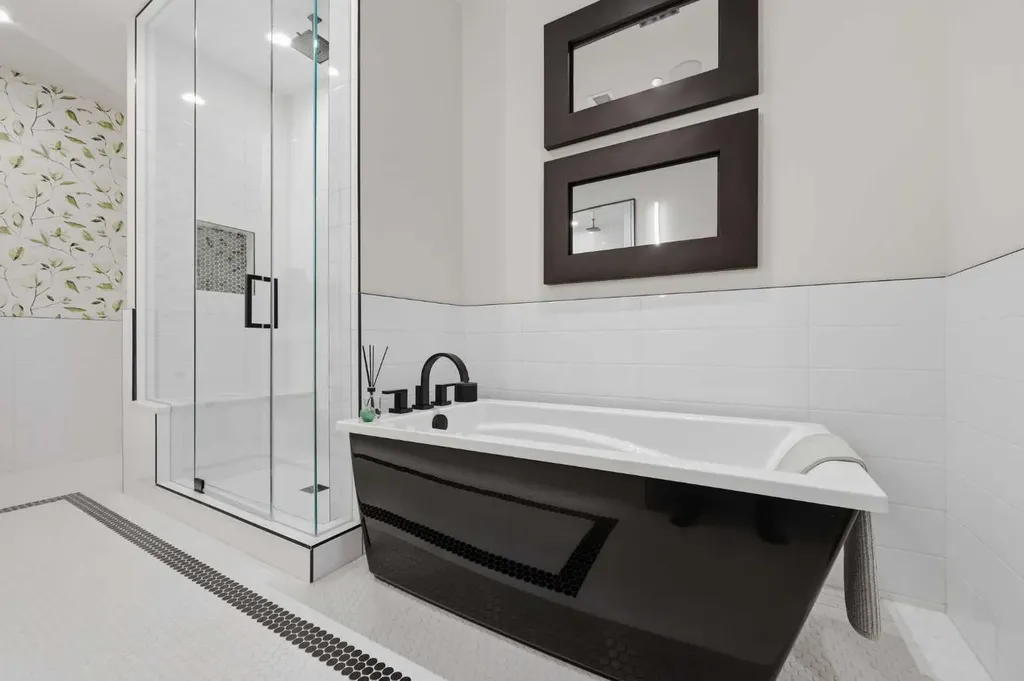 835 78 Street SW Calgary AB T3H 6H6