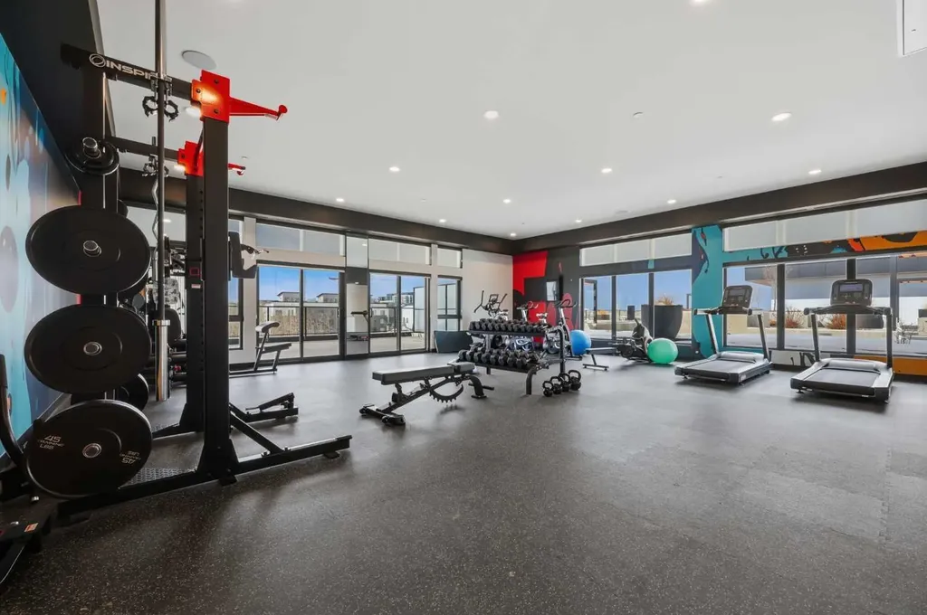 835 78 Street SW Calgary AB T3H 6H6