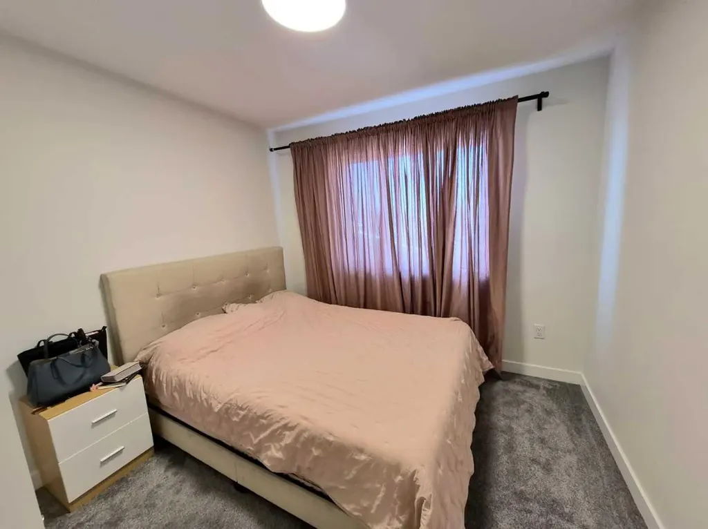 125 Sage Hill Circle Calgary AB T3R 1V2