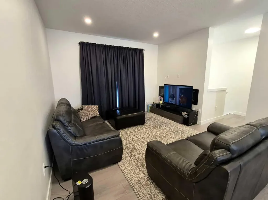 125 Sage Hill Circle Calgary AB T3R 1V2