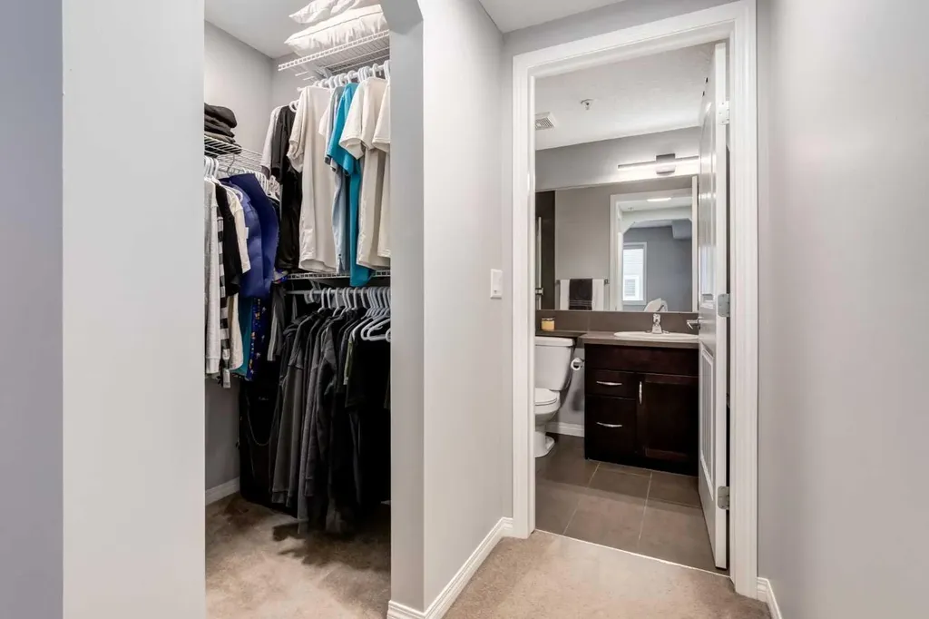 115 Prestwick Villas SE Calgary AB T2Z0M9