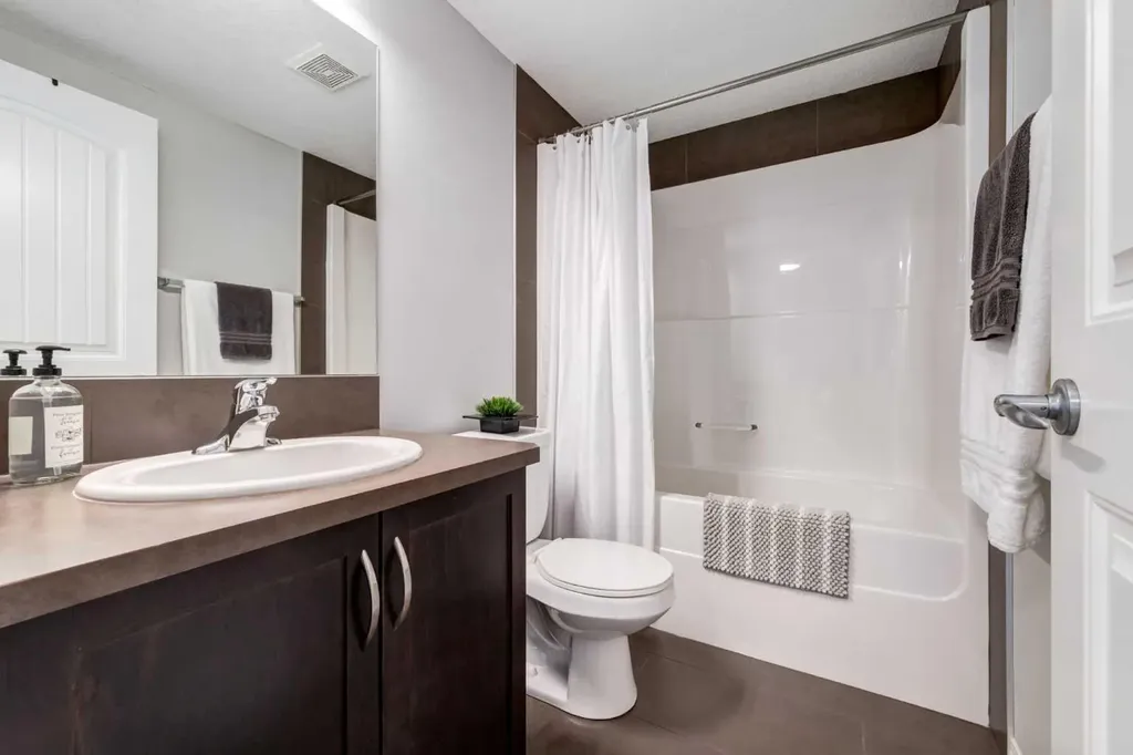 115 Prestwick Villas SE Calgary AB T2Z0M9