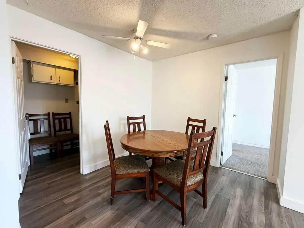 13045 6 Street SW Calgary AB T2W 2M6