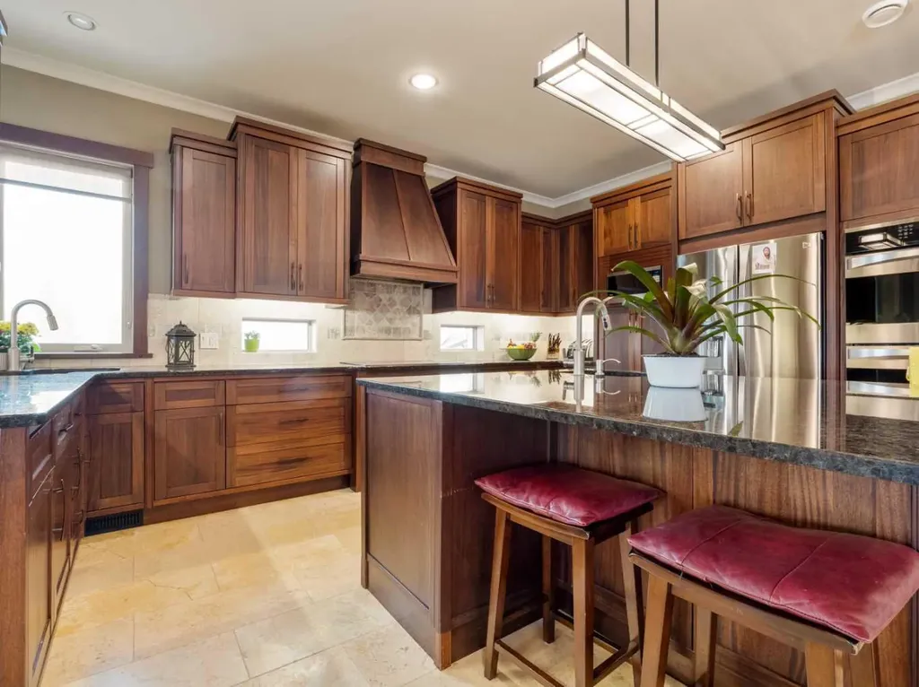 402 Meadow Lark Drive W Rural Lethbridge County AB T1J 5R8