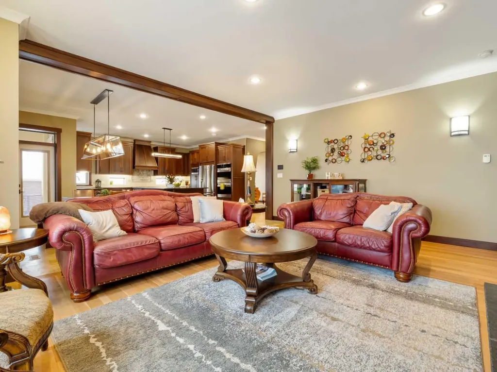 402 Meadow Lark Drive W Rural Lethbridge County AB T1J 5R8