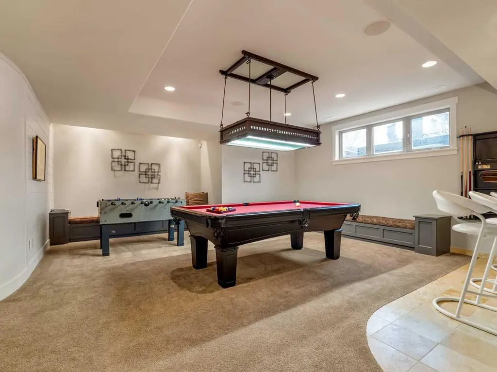 402 Meadow Lark Drive W Rural Lethbridge County AB T1J 5R8
