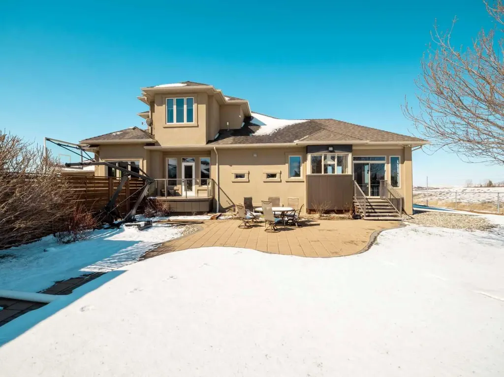 402 Meadow Lark Drive W Rural Lethbridge County AB T1J 5R8
