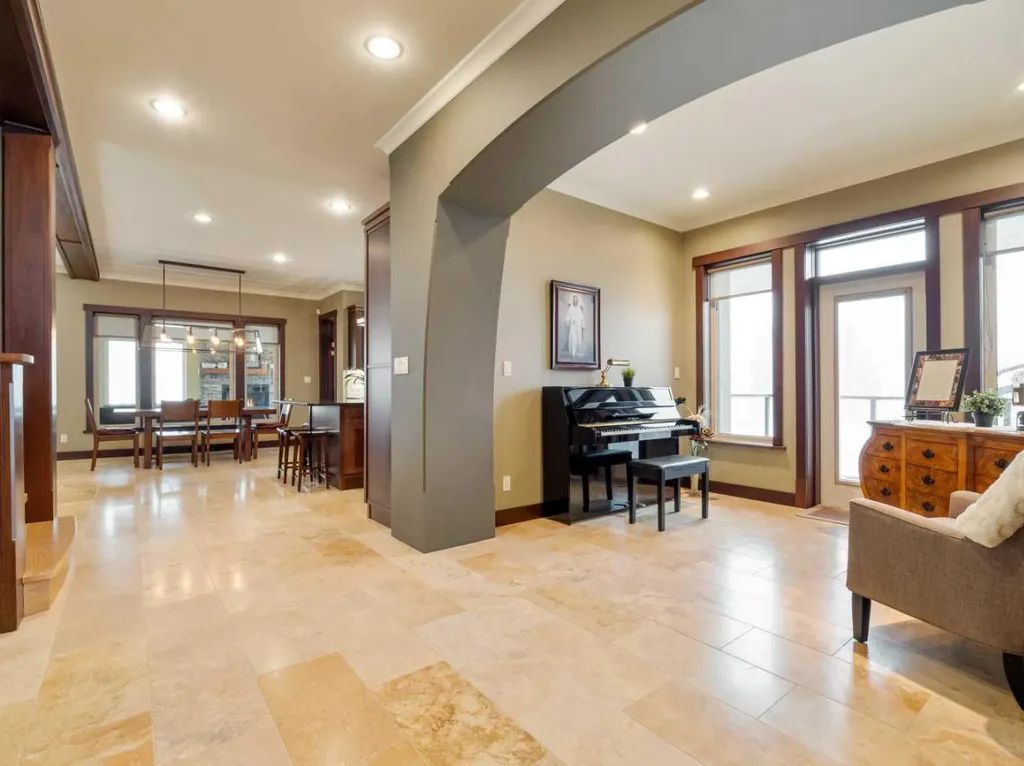 402 Meadow Lark Drive W Rural Lethbridge County AB T1J 5R8