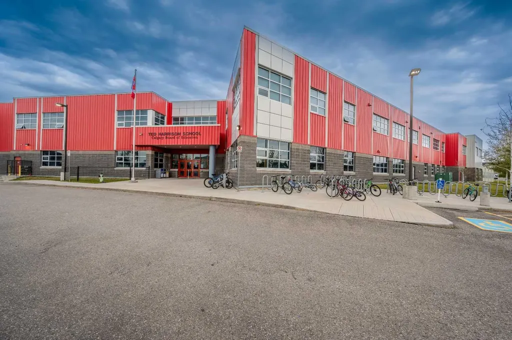 355 Taralake Way NE Calgary AB T3J0M1
