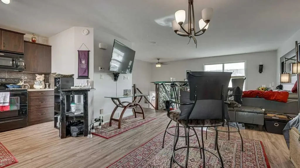 115 Redwood Boulevard Springbrook AB T4S 0J5
