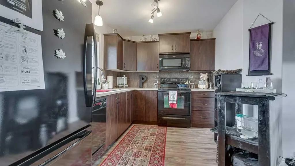 115 Redwood Boulevard Springbrook AB T4S 0J5