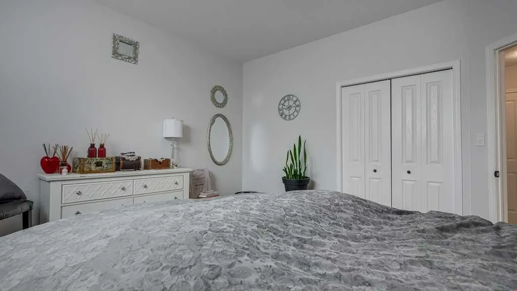115 Redwood Boulevard Springbrook AB T4S 0J5