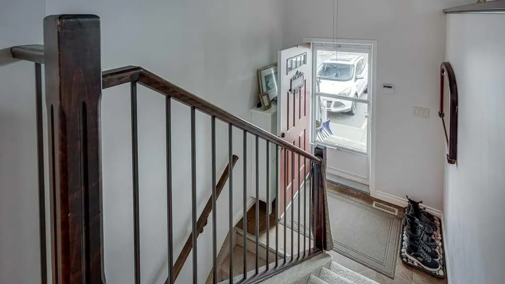 115 Redwood Boulevard Springbrook AB T4S 0J5