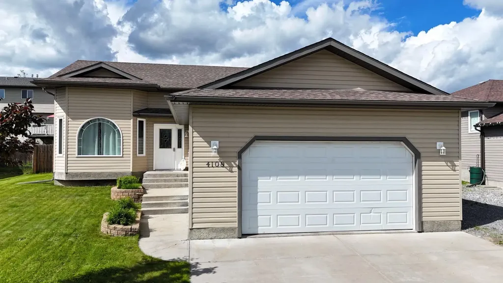 4108 16 Avenue Edson AB T7E 0A5