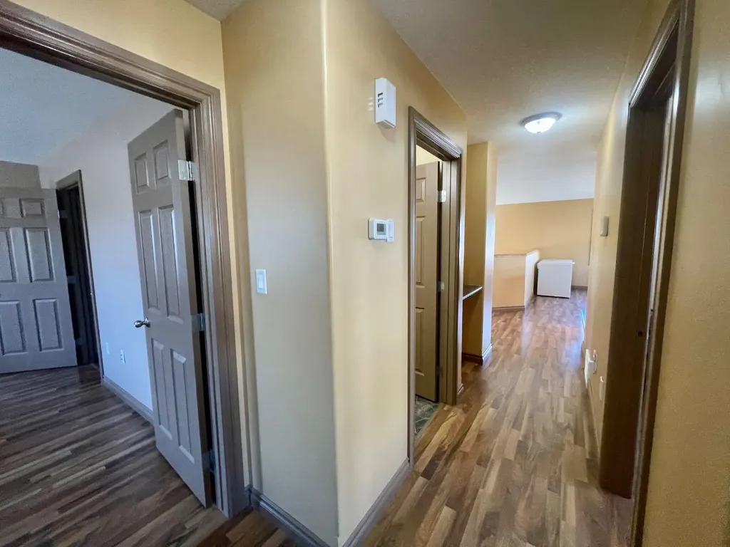 4108 16 Avenue Edson AB T7E 0A5