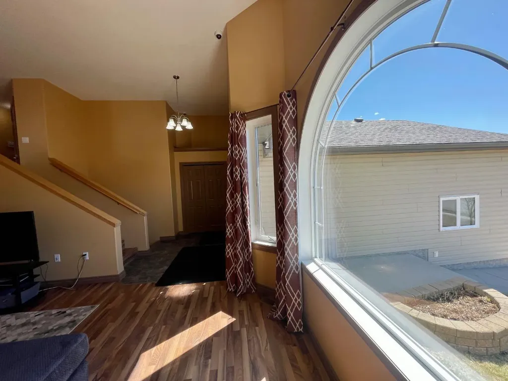 4108 16 Avenue Edson AB T7E 0A5