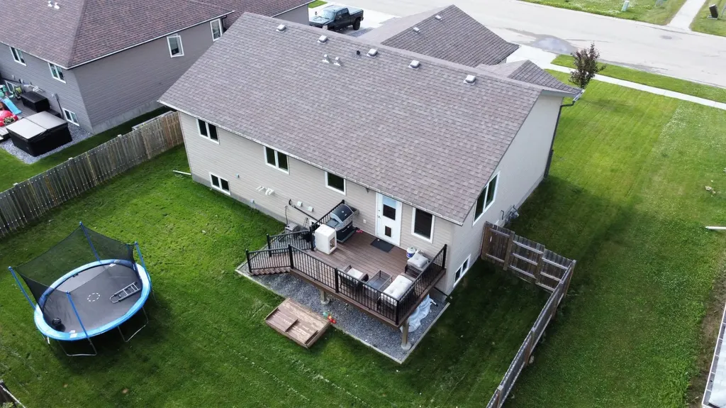 4108 16 Avenue Edson AB T7E 0A5