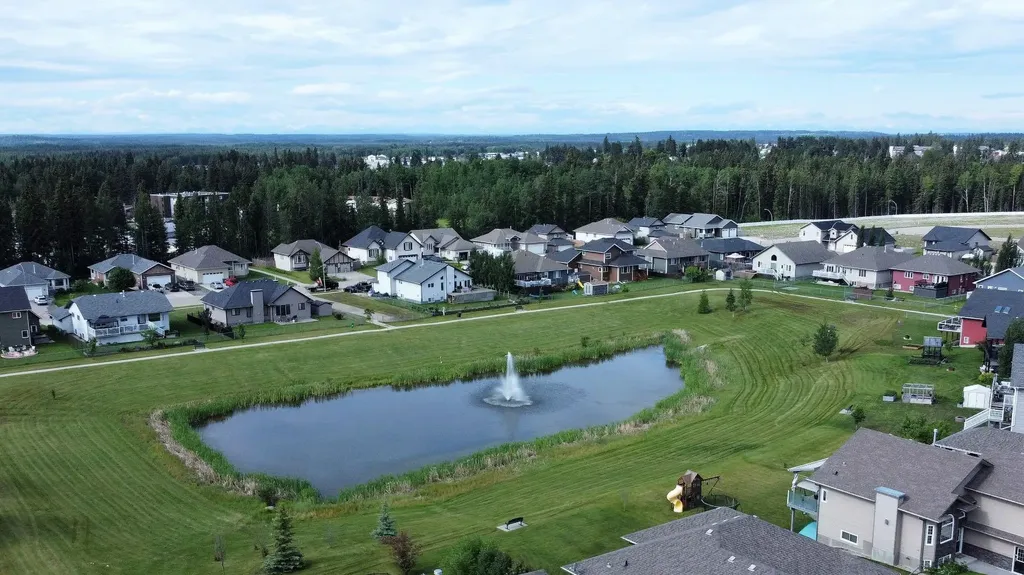 4108 16 Avenue Edson AB T7E 0A5
