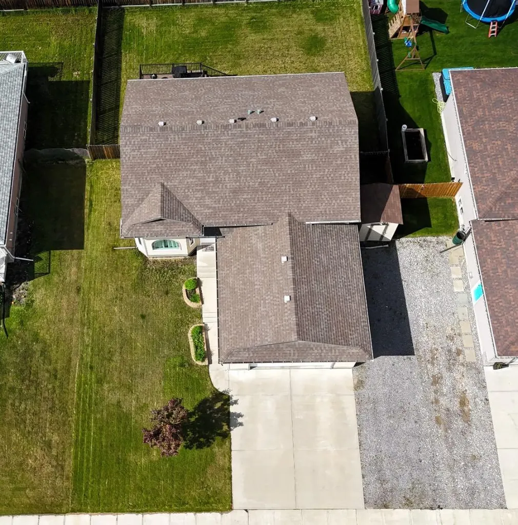 4108 16 Avenue Edson AB T7E 0A5