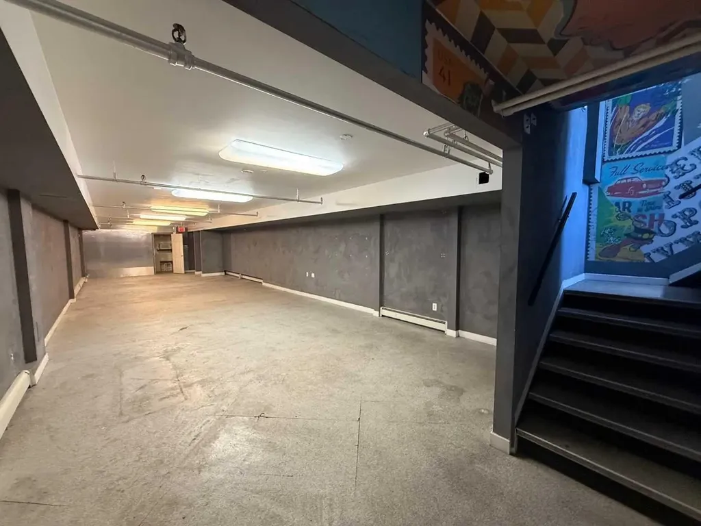 1314 B 17 Avenue SW Calgary AB T2T 0E3
