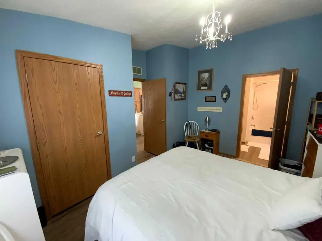 6 Cherry Lane SE Three Hills AB T0M 2A0