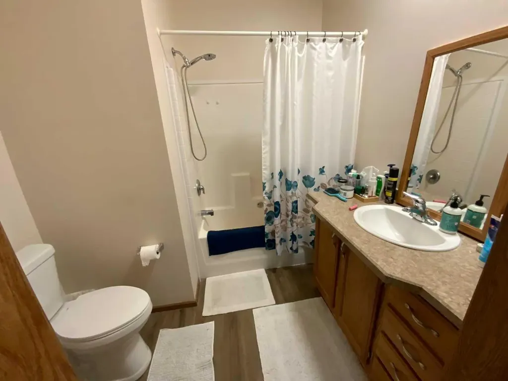 6 Cherry Lane SE Three Hills AB T0M 2A0