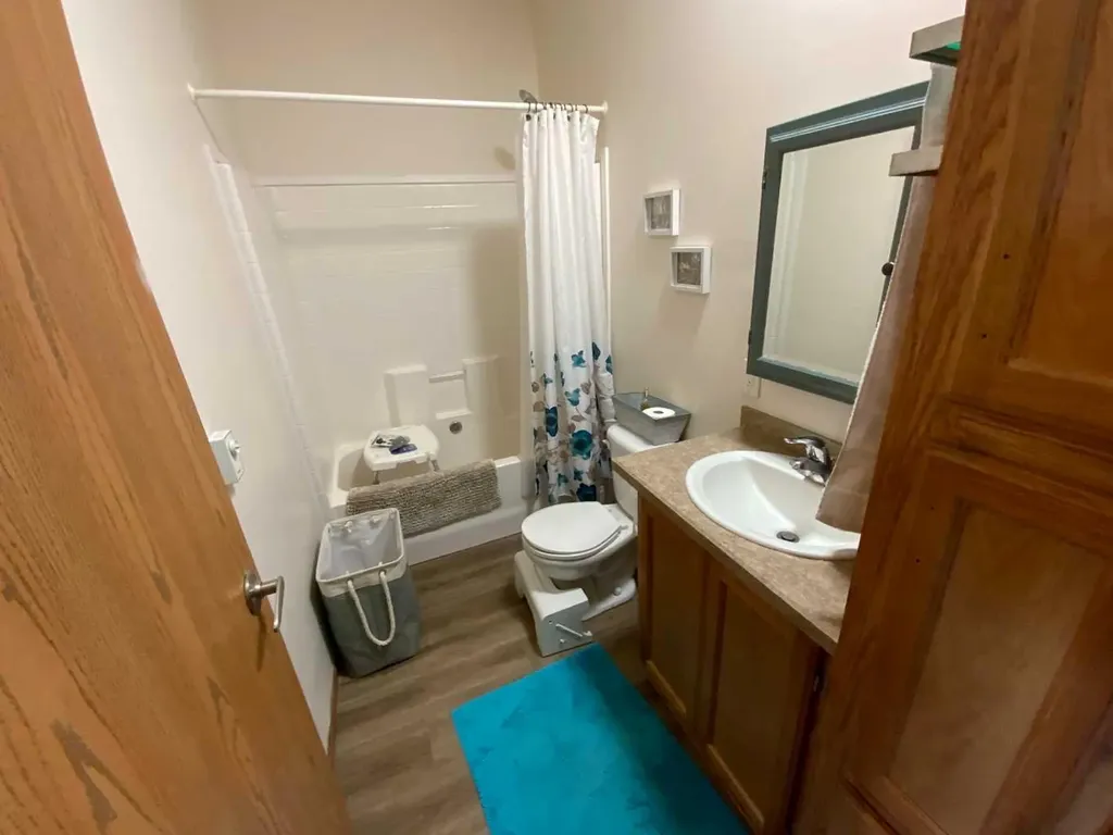 6 Cherry Lane SE Three Hills AB T0M 2A0