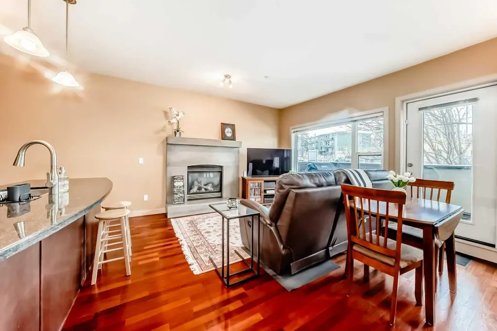 1828 14 Street SW Calgary AB T2T 3S9